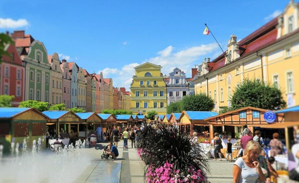 Apartament Przy Starowce - Hampton Boleslawiec  Buitenkant foto